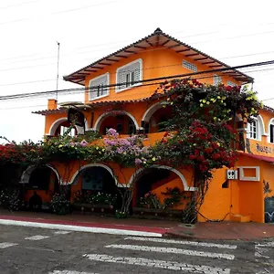 Hotel Crossman Puerto Ayora (Galapagos Islands)